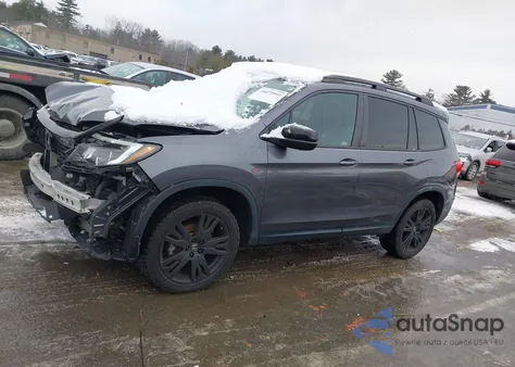 2021 Honda Passport Awd Sport from USA, damaged, VIN 5FNYF8H26MB044131